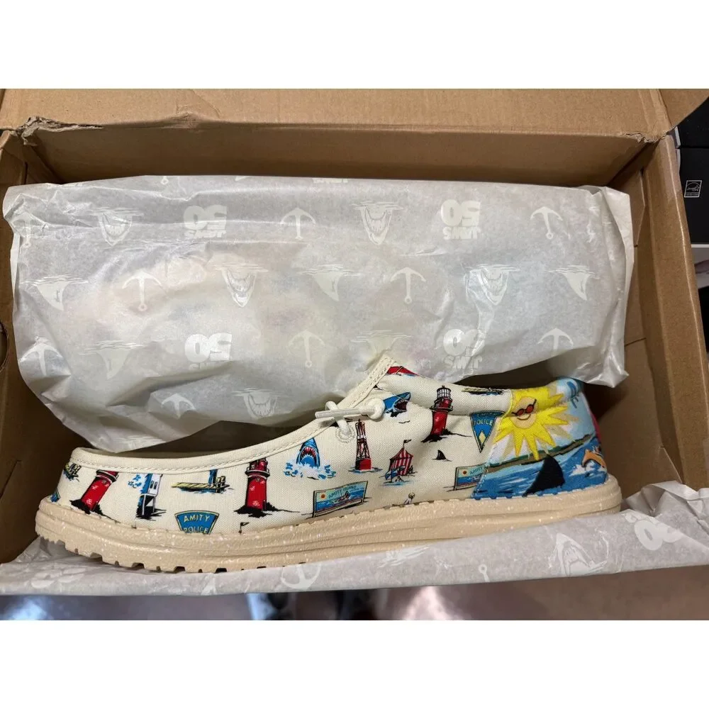NEW IN BOX Wally Funky Jaws Hey Dudes Size 13 Mens